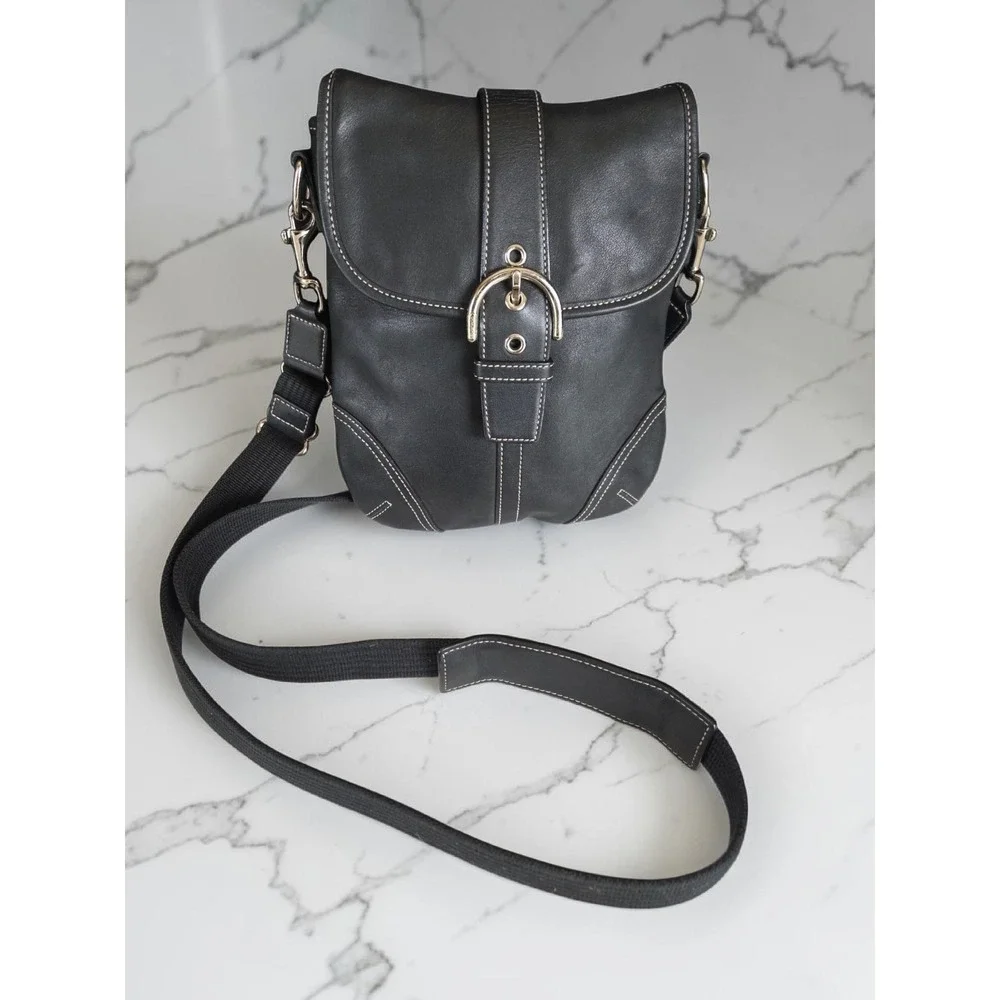 Vintage 2005 Coach Soho Buckle Flap Crossbody Bag 4786 Black Leather Y2K
